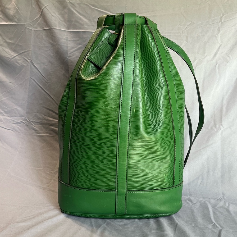 AUTHENTIC Louis Vuitton epi leather  sling bag